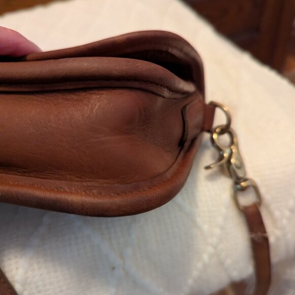 Vintage Coach British Tan Pocket Purse #9755 - Picture 9 of 11